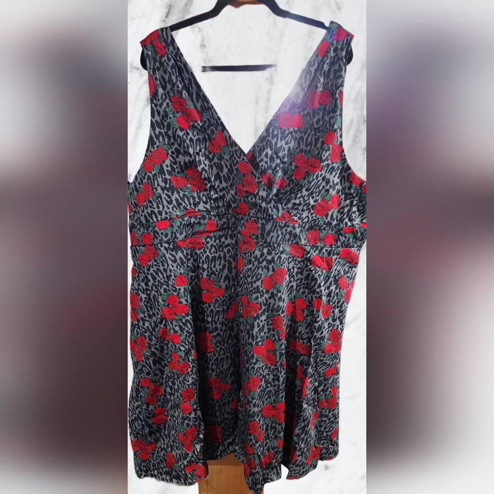 Torrid Size 5 Leopard/Rose Dress